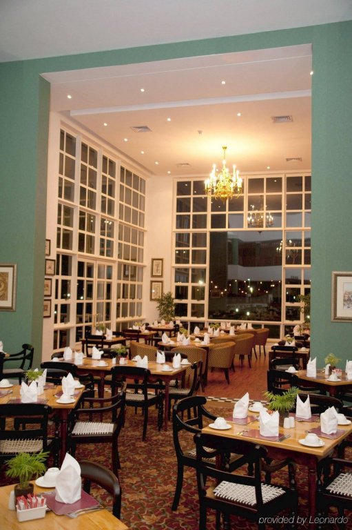 Фото City Lodge Hotel GrandWest