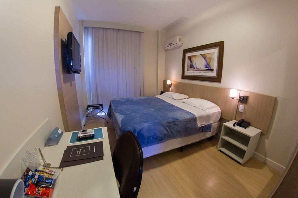 Фото Charrua Hotel