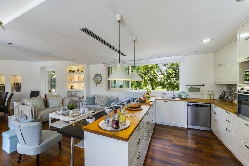 Гостиница Larnaca Villa Marisol