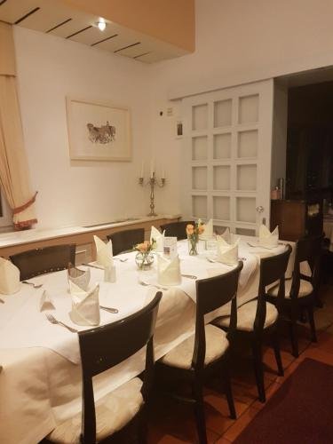 Фото Hotel Restaurant Knechtstedener Hof