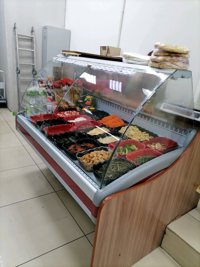 Ayaqüstü qidalanma Магазин корейских салатов, Novokuznetsk, foto