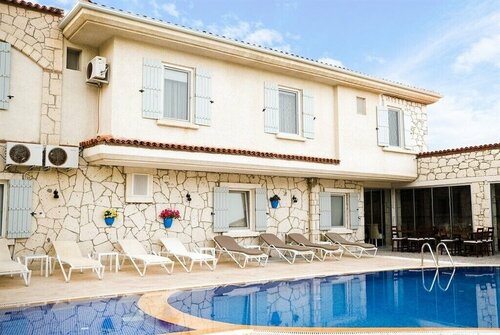 Гостиница Deruni Butik Hotel в Чешме