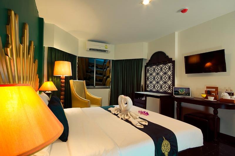 Фото Khaosan Palace Hotel