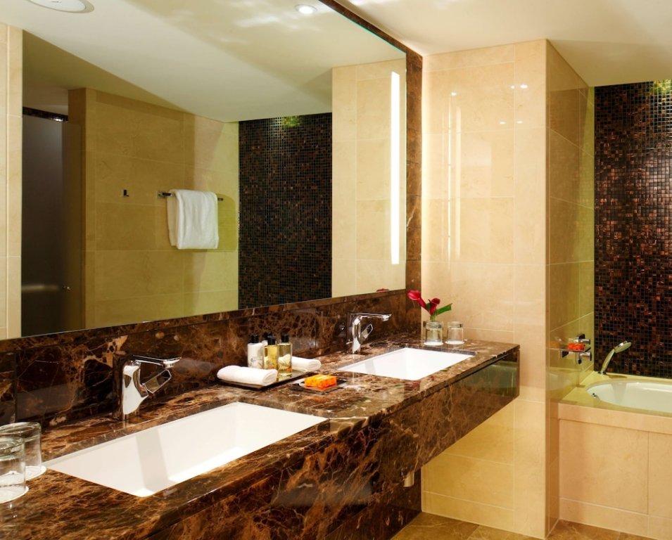 Фото Conrad London St. James