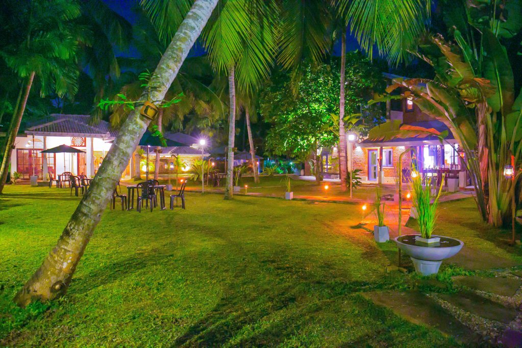 Фото Pavana Hotel