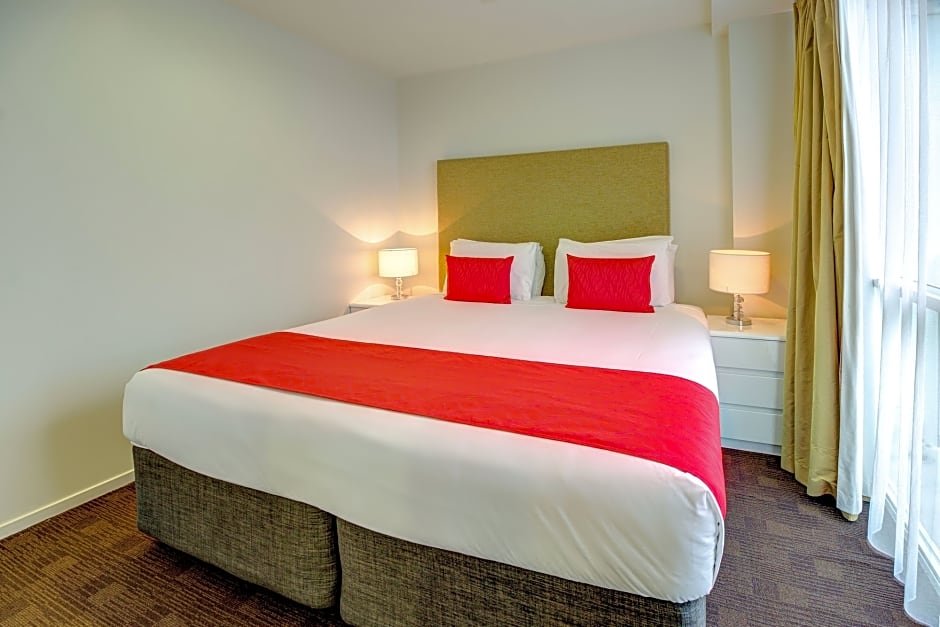 Фото The Quadrant Hotel & Suites