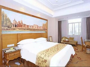 Гостиница Vienna Hotel Shantou Longhu South Taishan Road