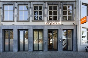 Гостиница EasyHotel Maastricht City Centre в Маастрихте