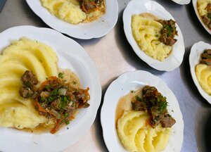 Vstrecha (Labinsk, ulitsa Gagarina, 75) ، مقهى