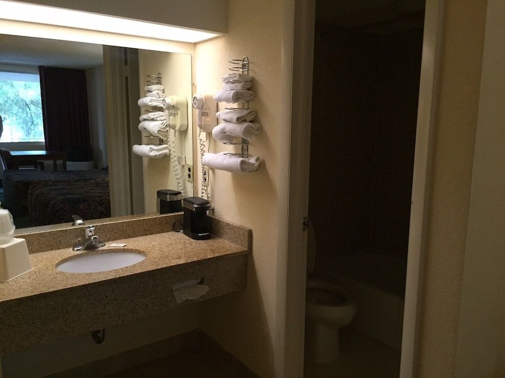 Фото America's Inn