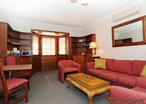 Фото Adelaide Inn