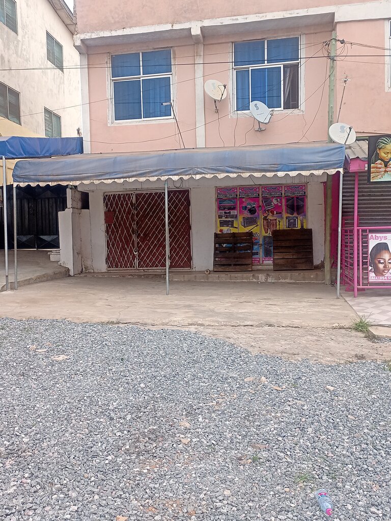 Music store Covenant music and trade enterprise, Accra, photo