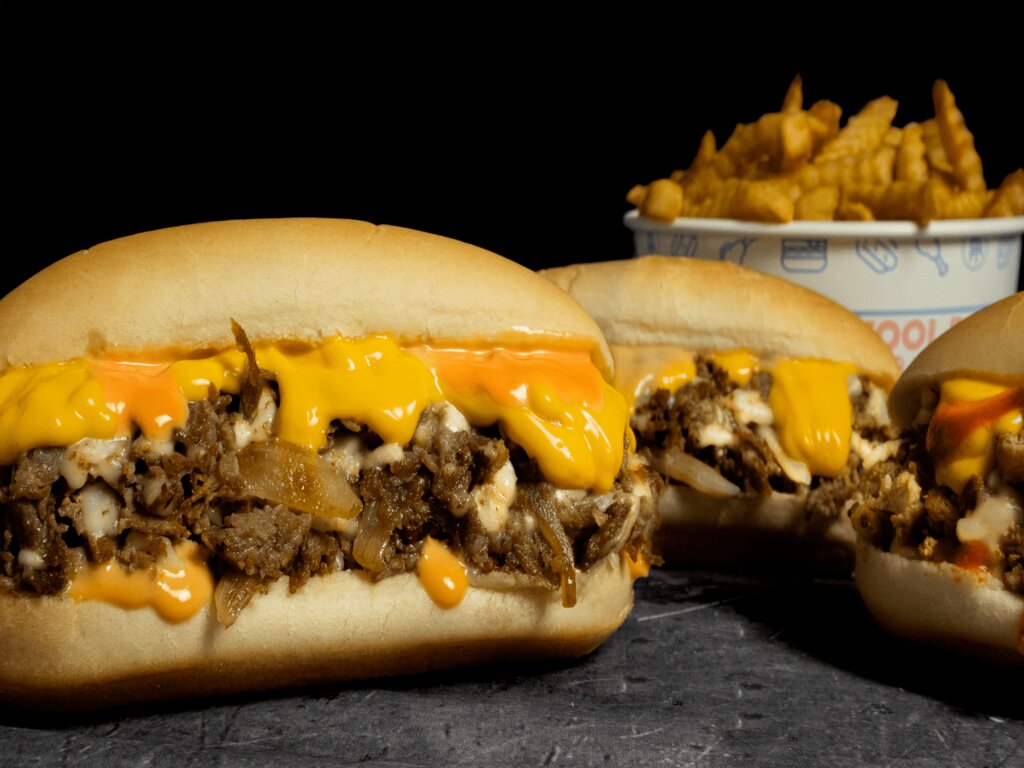 Доставка еды и обедов Pardon My Cheesesteak, Сент‑Питерсберг, фото