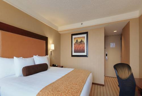 Фото Hilton Richardson Dallas