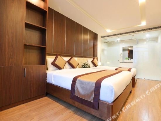 Фото Praha Hotel