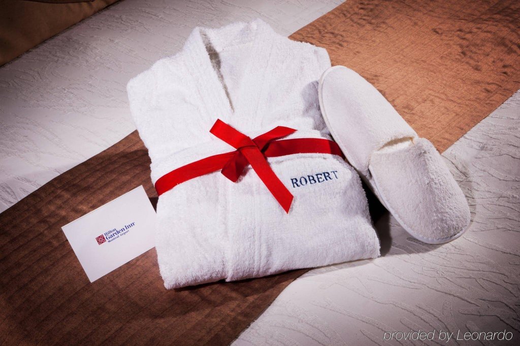 Фото Hilton Garden Inn Montreal Airport