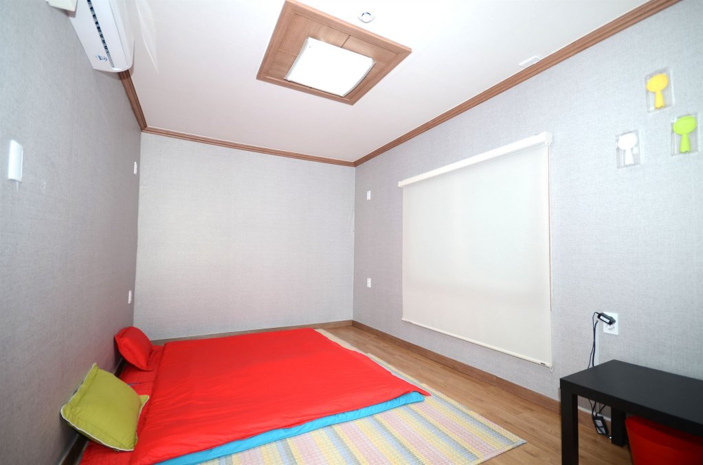 Фото Kimchee Haeundae Guesthouse