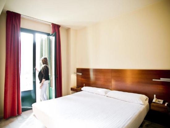 Фото Serhs Carlit Boutique Hotel