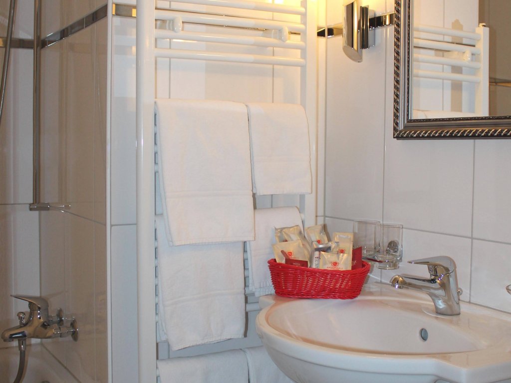 Фото Hotel Weisses Kreuz