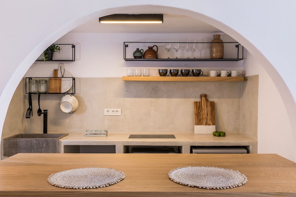 Фото 3 Elements by Stylish Stays