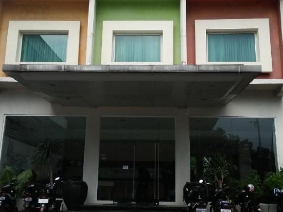 Фото № 2 Hotel Gunung Sahari