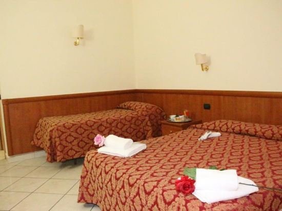 Фото Hotel Suite Caesar