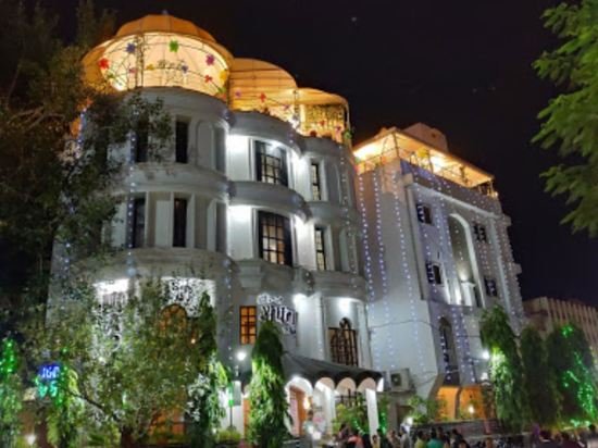 Фото отеля 1