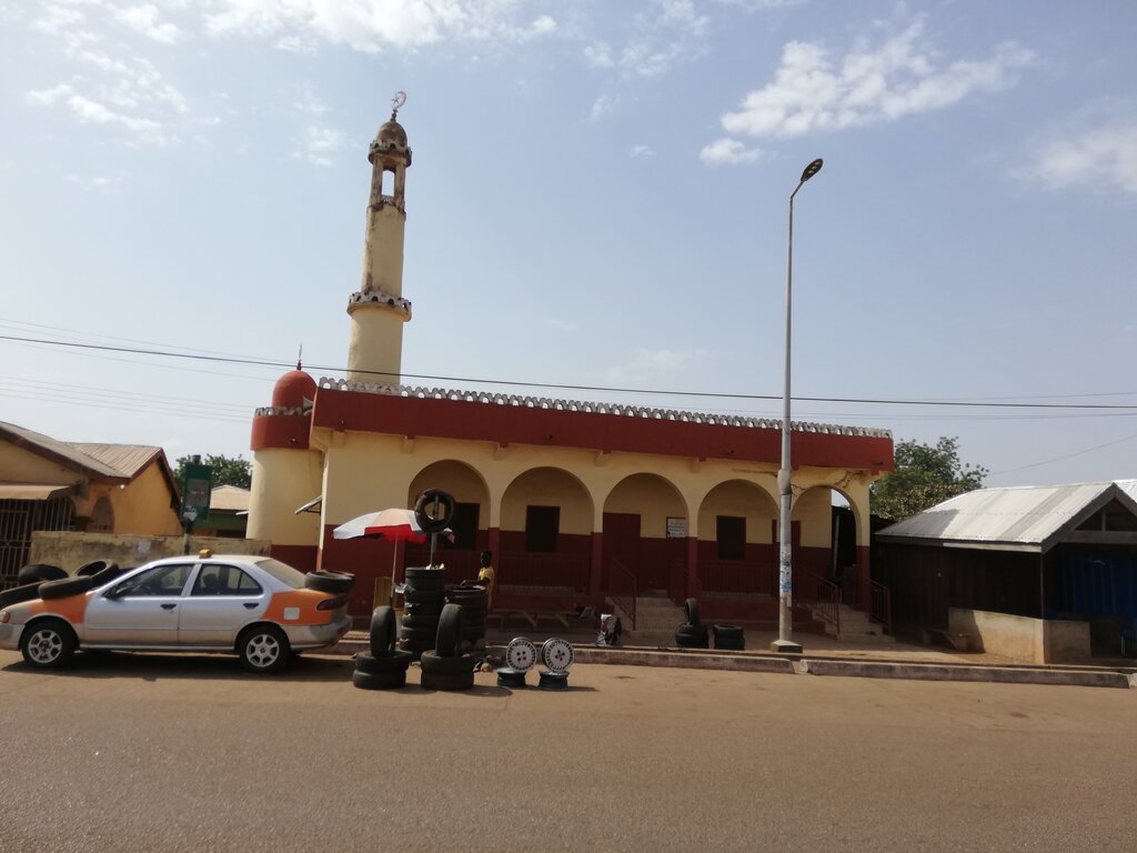 Mosque Mosque, Tamale, photo