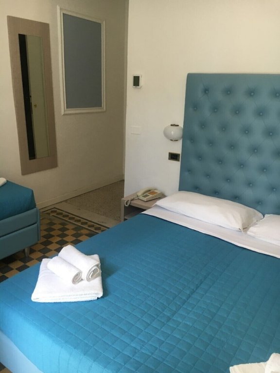 Фото Hotel Italia