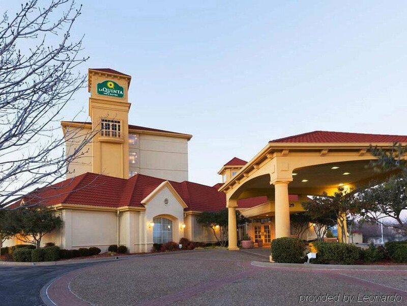 Гостиница La Quinta Inn & Suites by Wyndham Oklahoma City - Nw Expwy в Оклахома-Сити