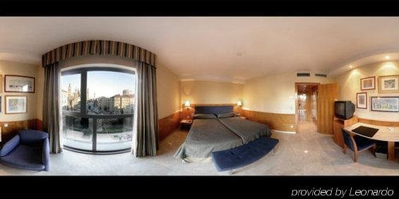 Фото Nh Ciudad de Zaragoza