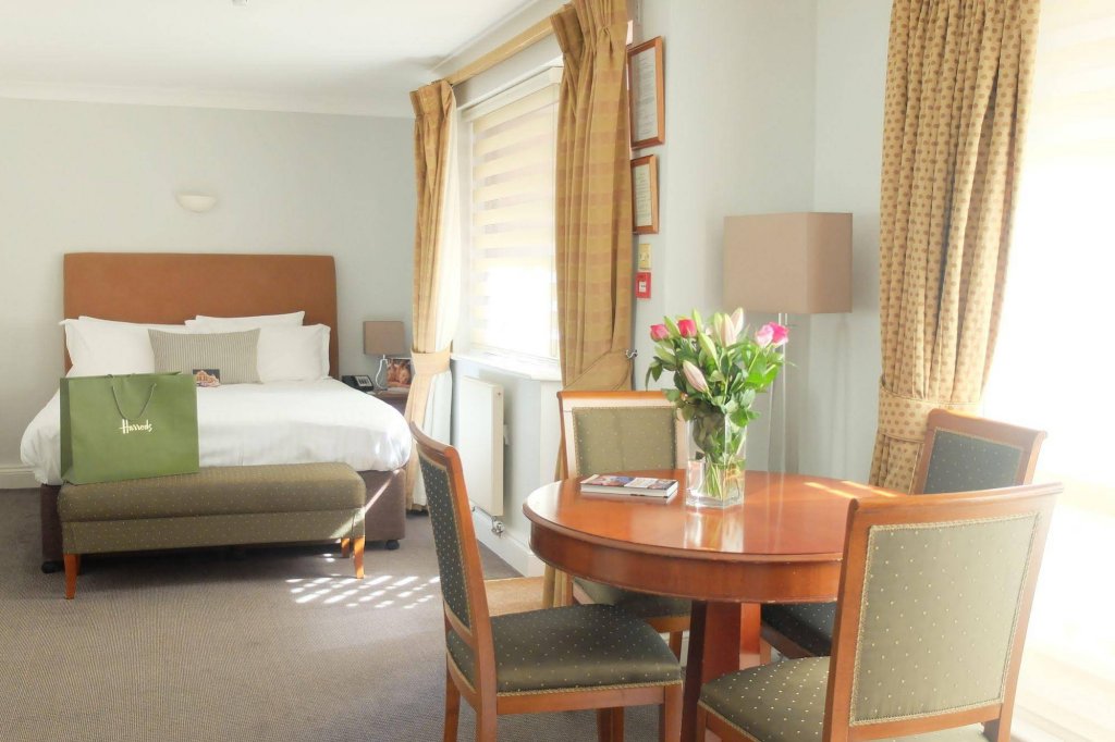 Фото 15 Basil Street