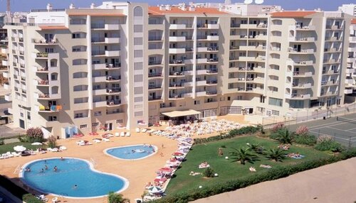 Внешний вид отеля Apartamentos Turisticos Flor da Rocha в Портимане, фото 4