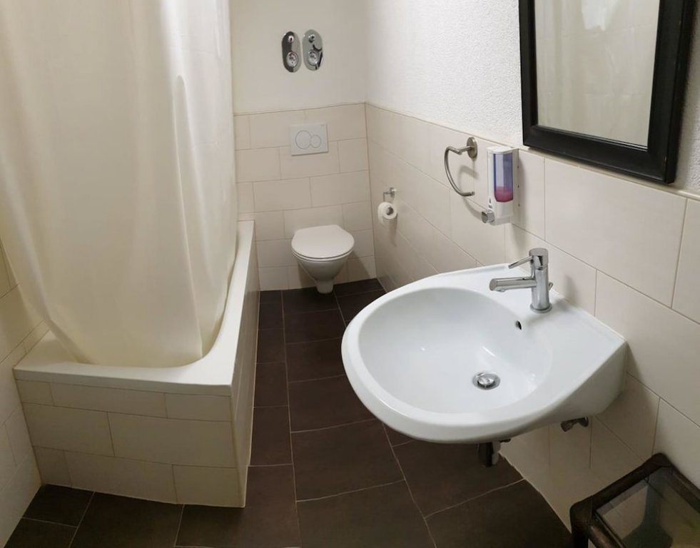 Фото Ferienwohnungen Fritsche