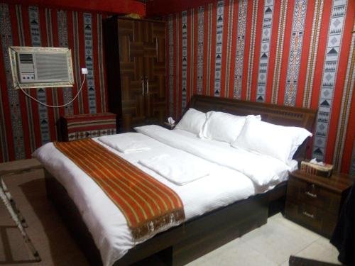 Фото Bidiyah Desert Camp