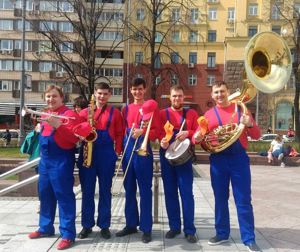 Artistic group New Life Brass, Moscow, photo