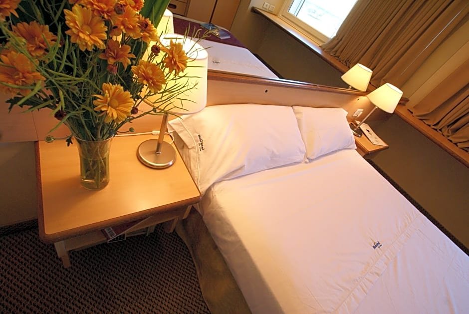 Фото Aeroparque Inn and Suites