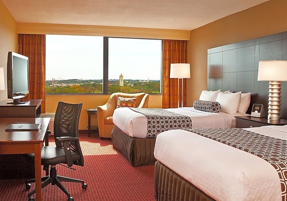 Фото Four Points by Sheraton Boston Newton