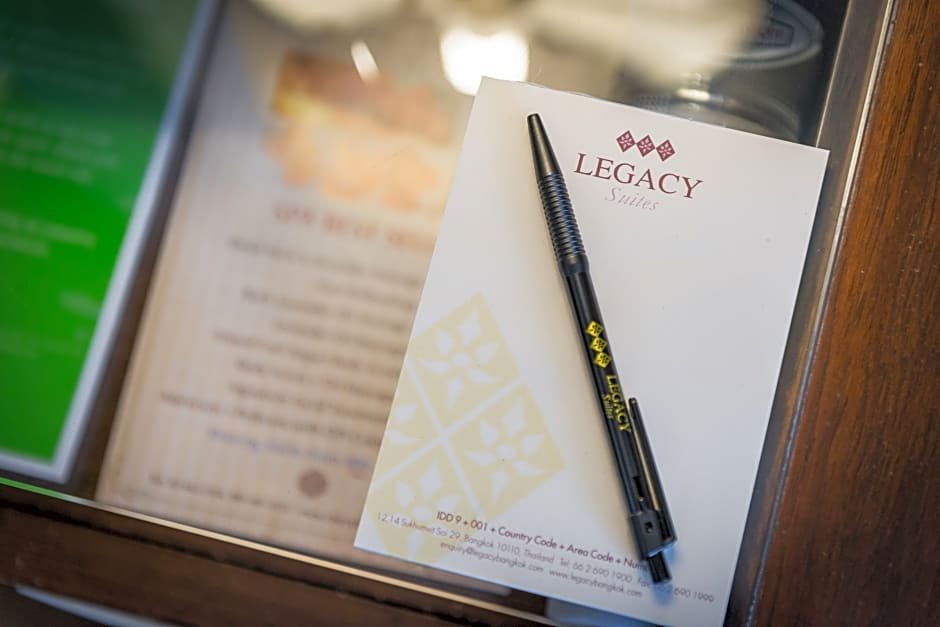 Фото Novotel Living Bangkok Sukhumvit Legacy