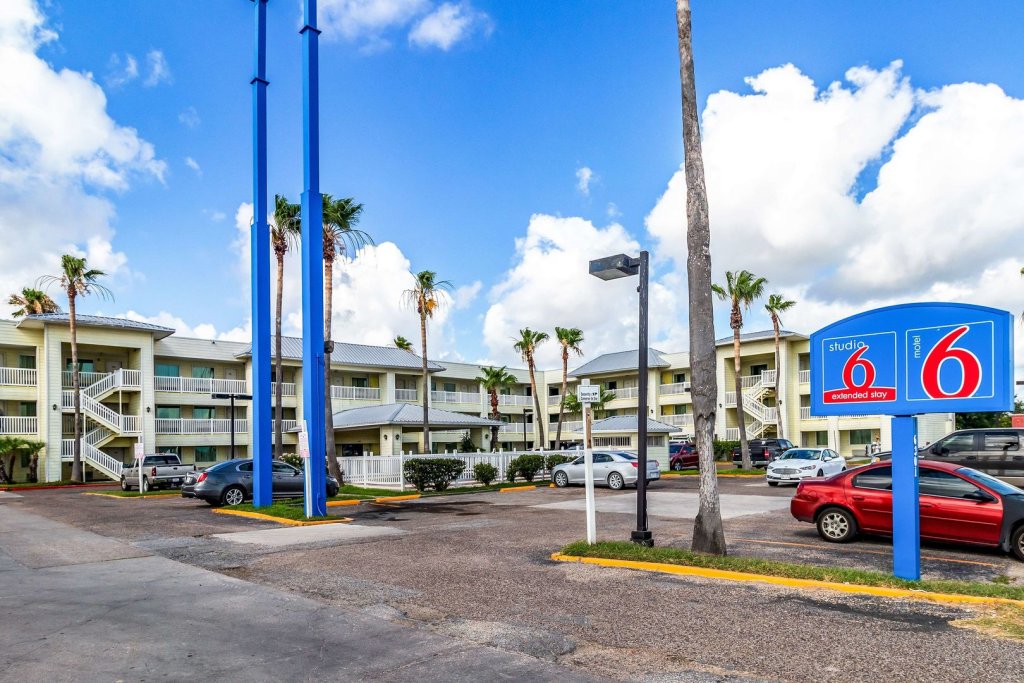 Фото Studio 6 Corpus Christi, Tx - North