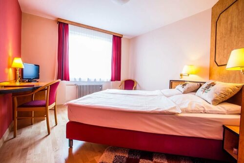 Гостиница Hotel Sonne Offenburg в Оффенбурге