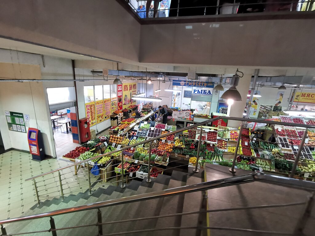 Shopping mall Sofiysky, Saint Petersburg, photo