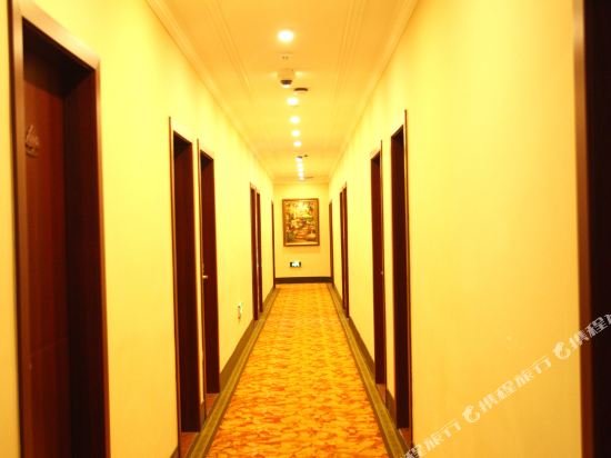 Фото GreenTree Inn Shanghai National Convention And Exhibition Center Xujing North City Subway Station Shell Hotel