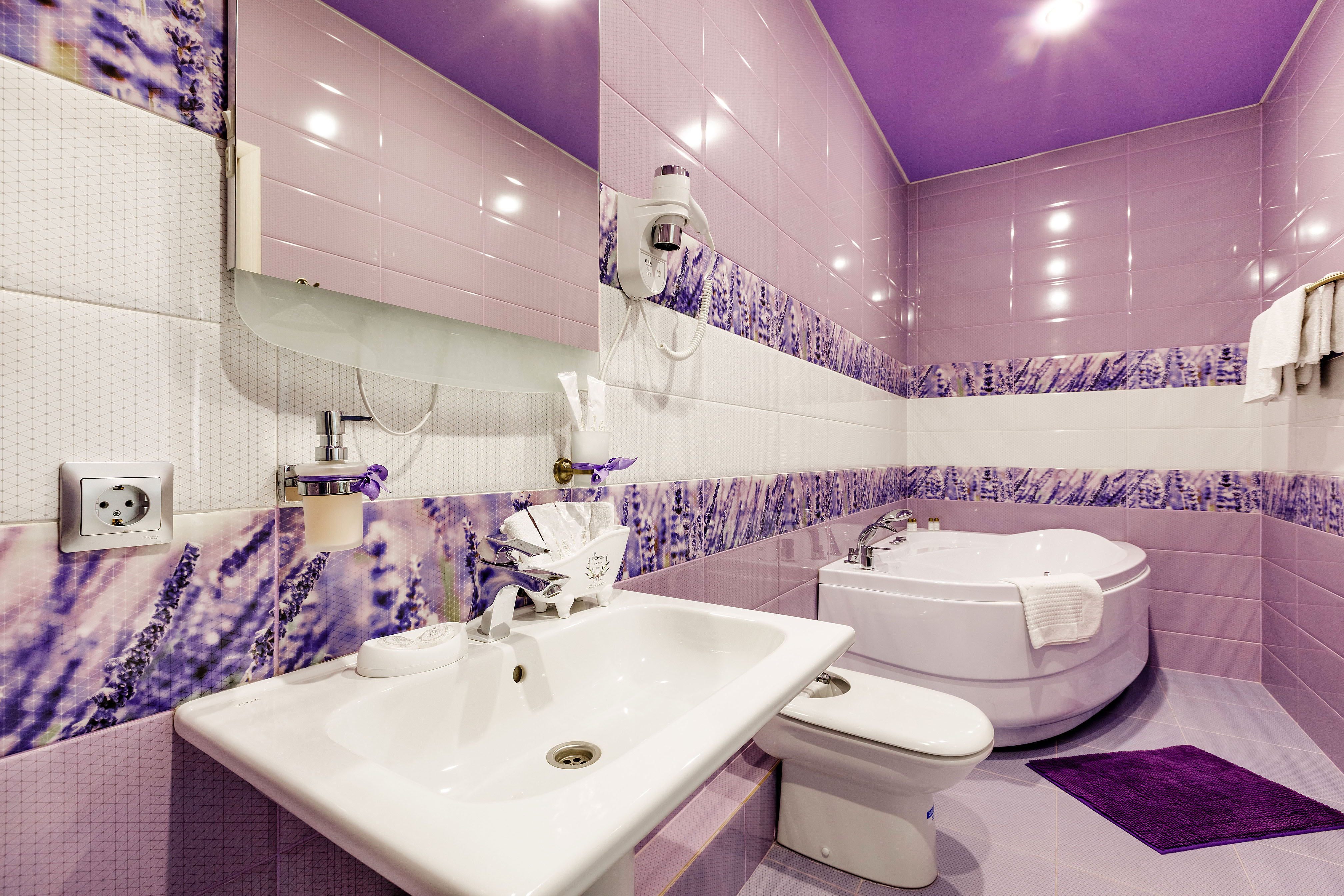 Фото Максимум