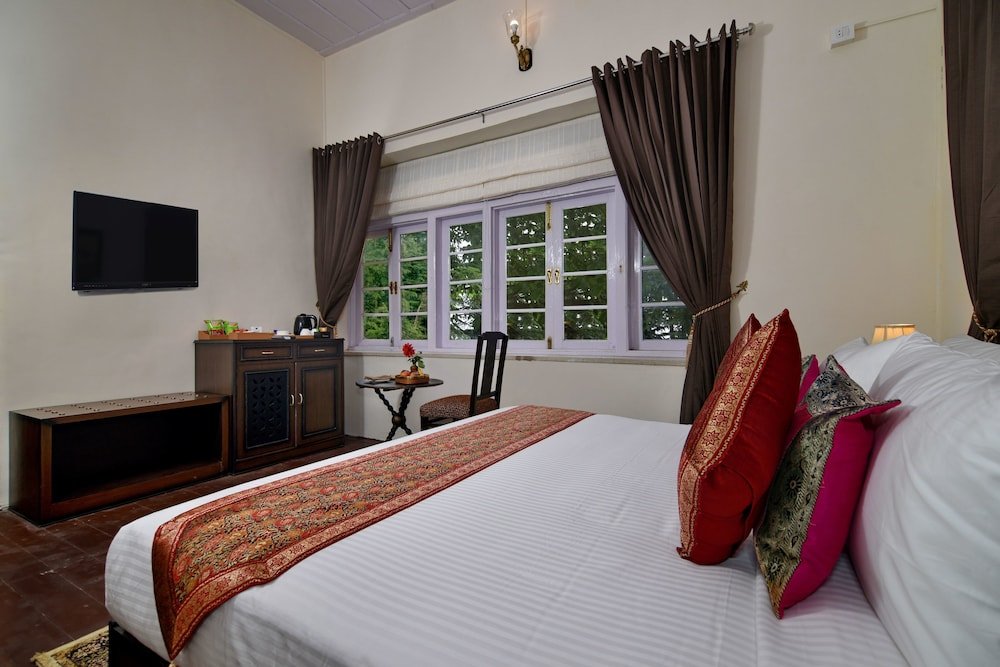 Фото Brij Villa, Dalhousie - A Colonial Luxury Retreat