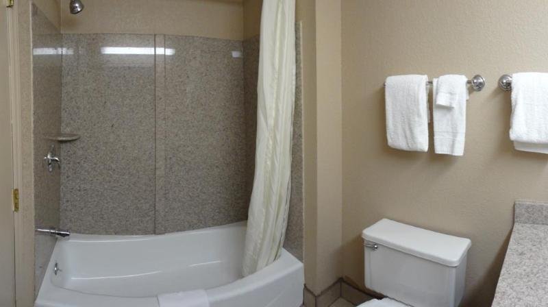 Фото Super 8 by Wyndham Hillsville