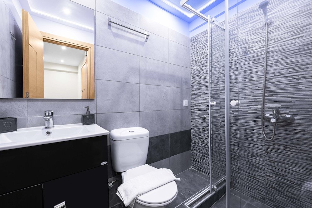 Фото Cosmopolitan Apartments Nilie Suites & Aprts