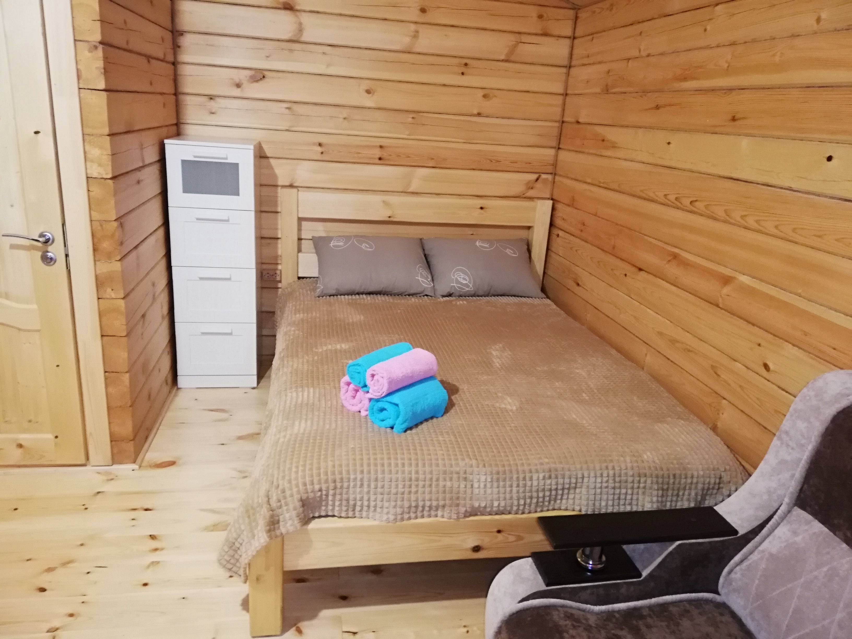 Фото Земляничная 33