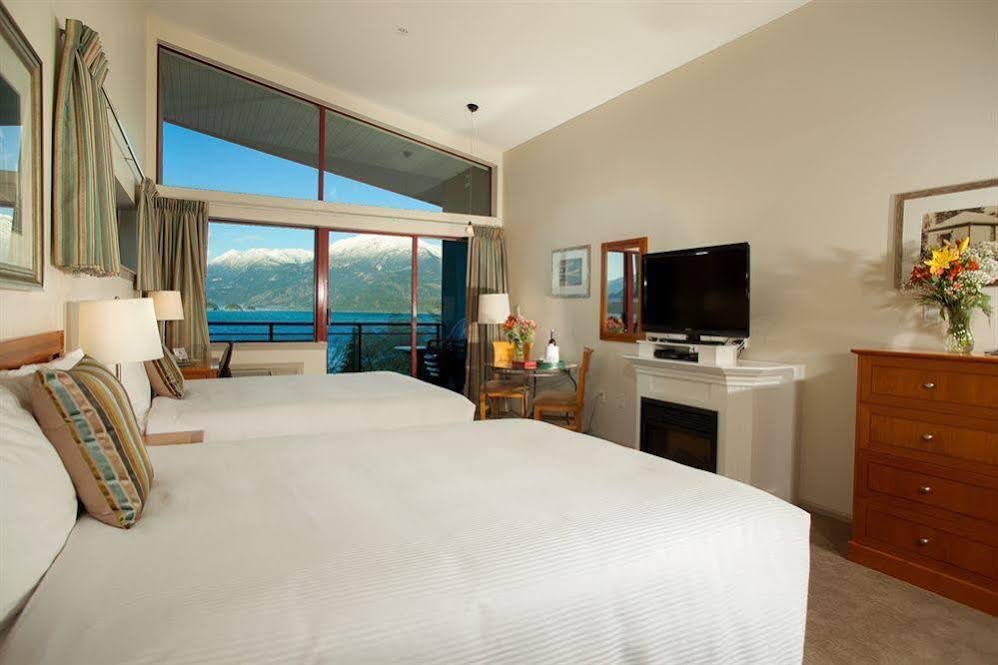 Фото Harrison Beach Hotel