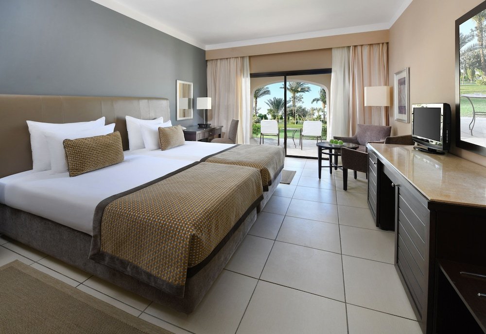 Фото Jaz Bluemarine